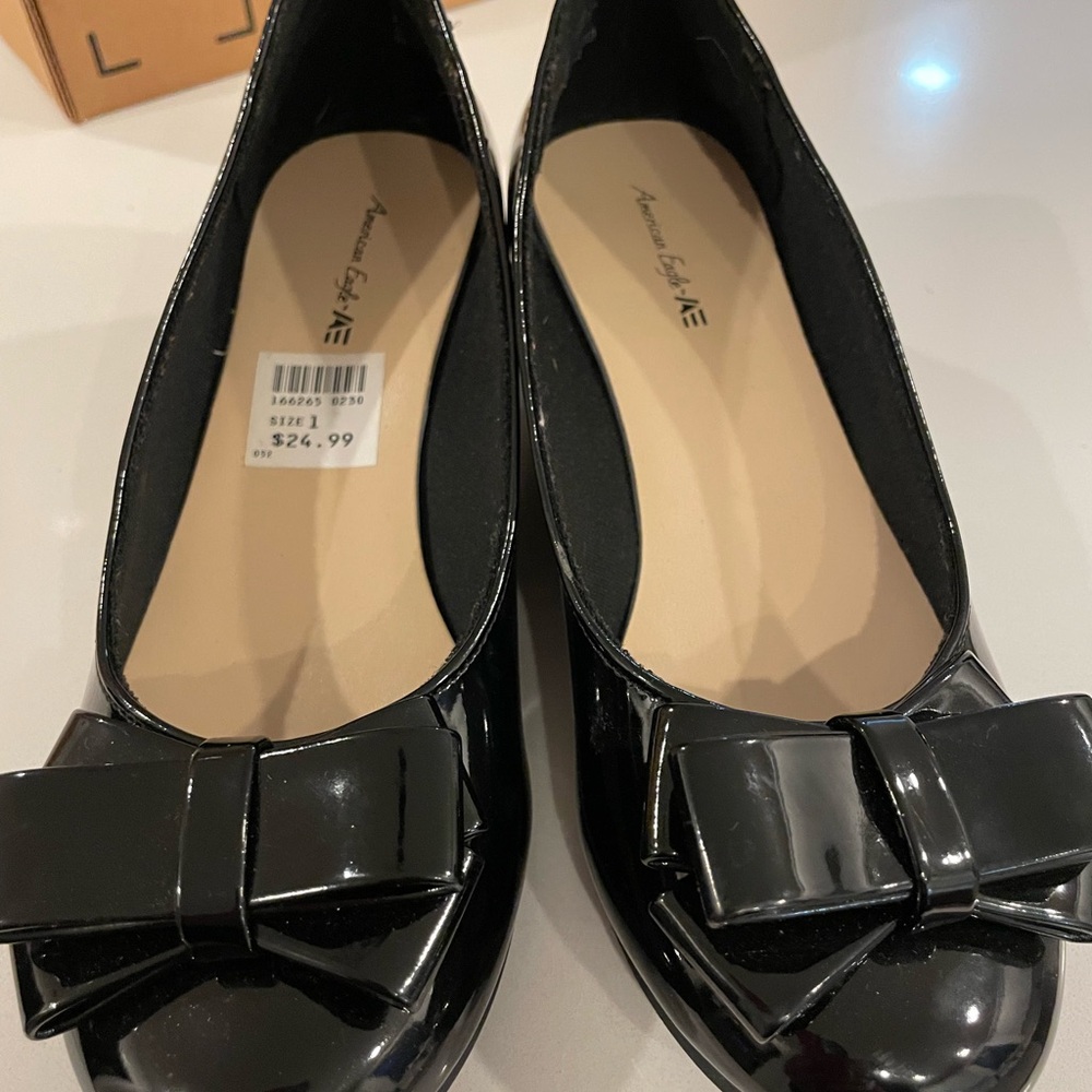 American Eagle Outfitters Black Dress Shoes with Bow